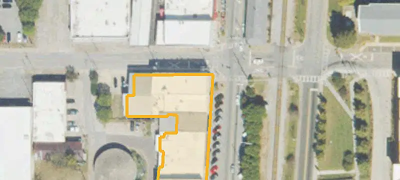 Mixed-Use Property with Loft