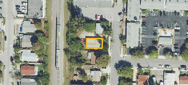 Single-Story Triplex