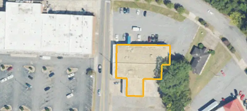 Single-Tenant Dialysis Clinic