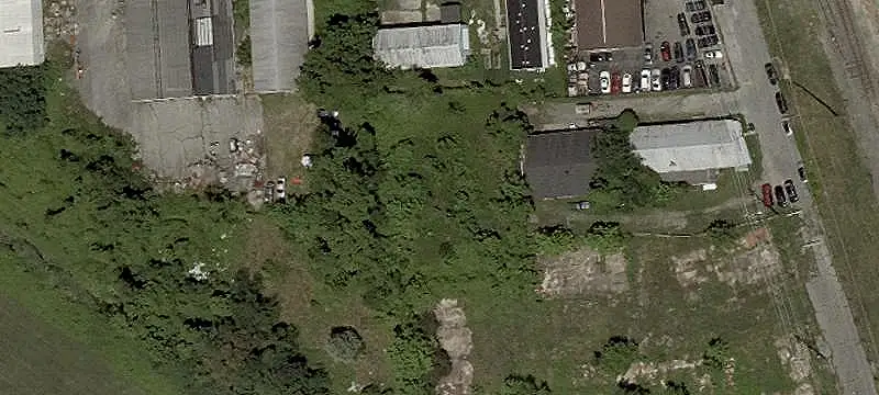 Five-Bay Automotive Service Property
