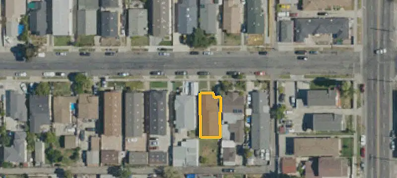 Vacant Three-Unit Triplex