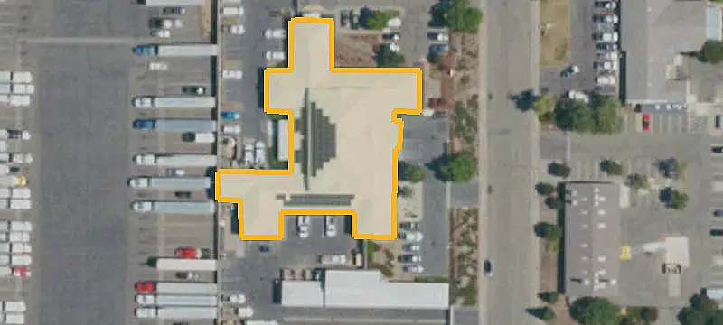 Flex Property With Secured Yard