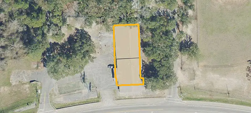 Freestanding Storefront Property