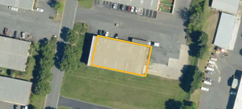 Flex Space with Dock Access