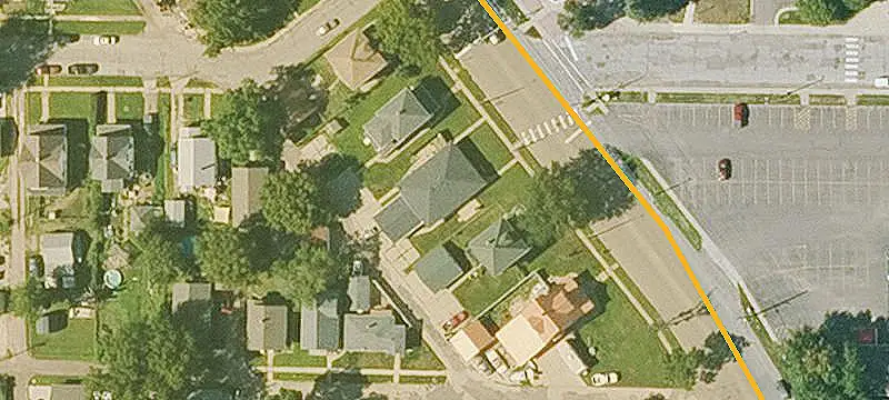 Duplex with Separate Utilities