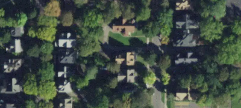 4-Unit Apartment Building