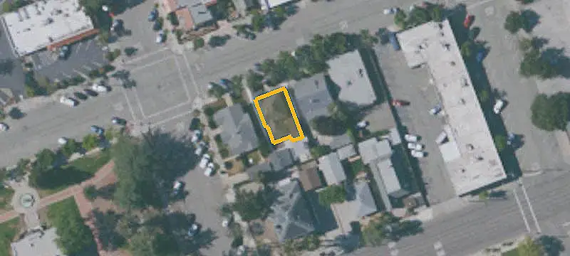 Three-Space Storefront Property