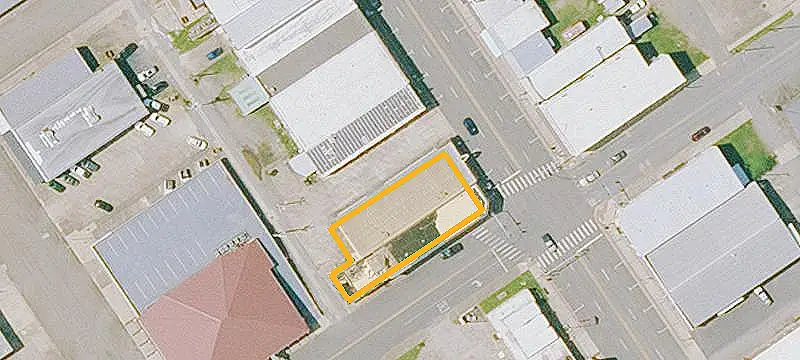 Versatile Storefront Retail Property