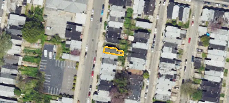 Renovated Duplex with Separate Utilities