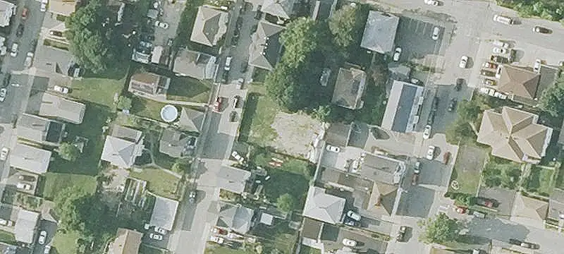 Townhouse-Style Duplex with Basement Units