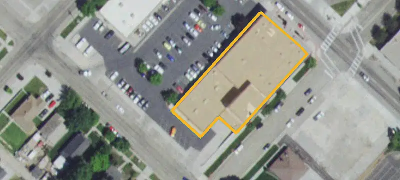 Multi-Tenant Mixed-Use Property
