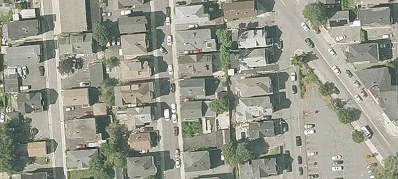 Duplex With Finished Bonus Space