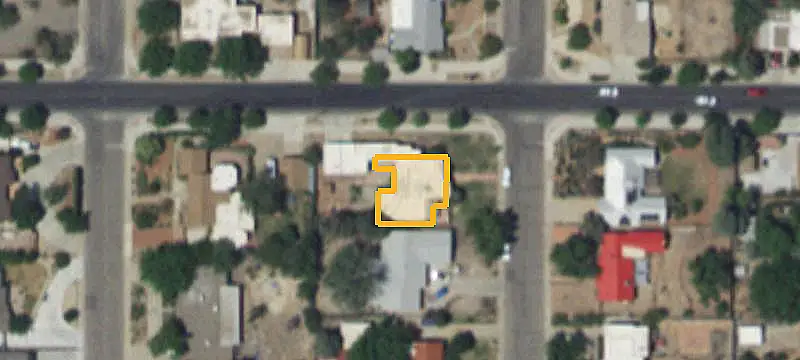 Updated Triplex with Garages