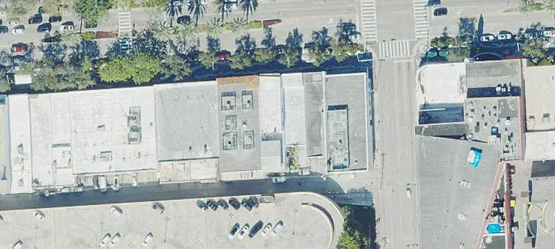 Freestanding Retail Building