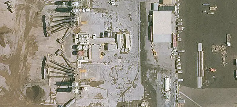 Cross-Dock Distribution Center