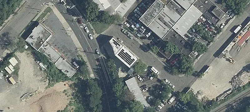 Flex Space With Garage Bays