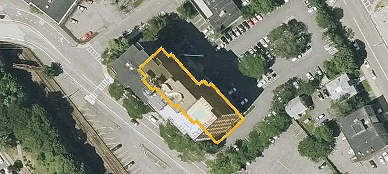 Upper-Floor Residential Income Property