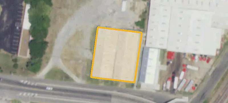 Warehouse with Fenced Yard