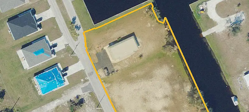 Renovated Waterfront Duplex