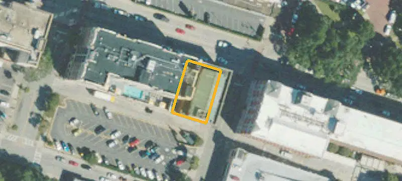 Rooftop Retail Space