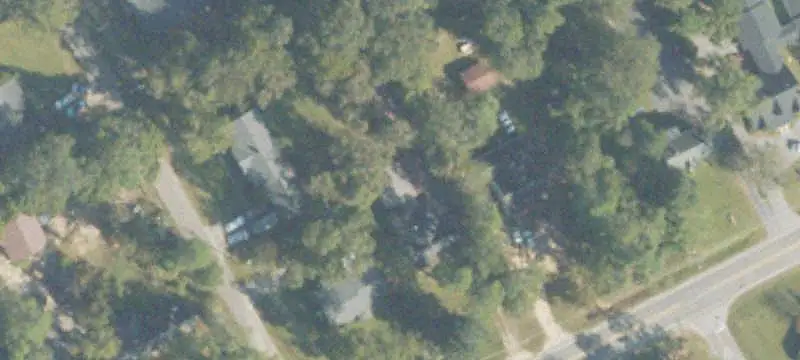 Mixed-Use Property with Three Structures