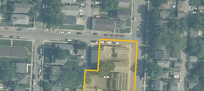 Updated Triplex with Parking