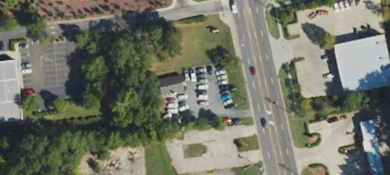 Freestanding Automotive Property