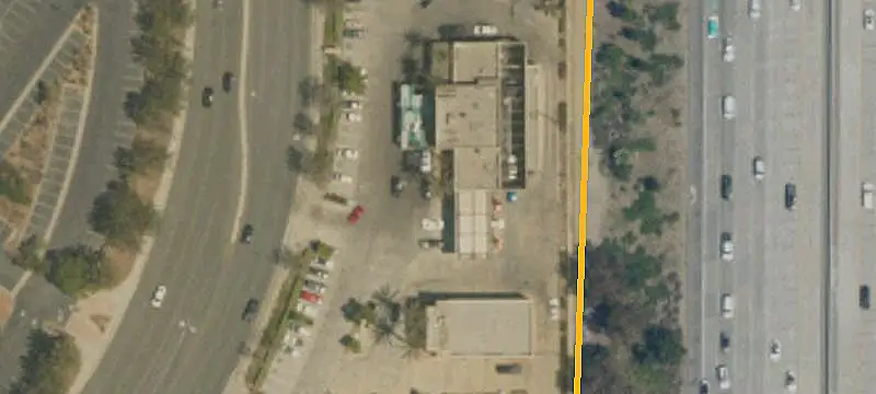 Dual-Format Car Wash Property