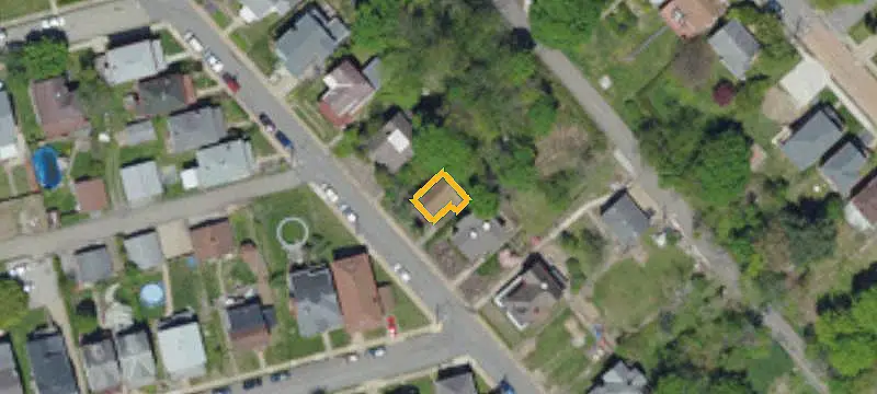 Renovated Duplex with 4-Car Parking