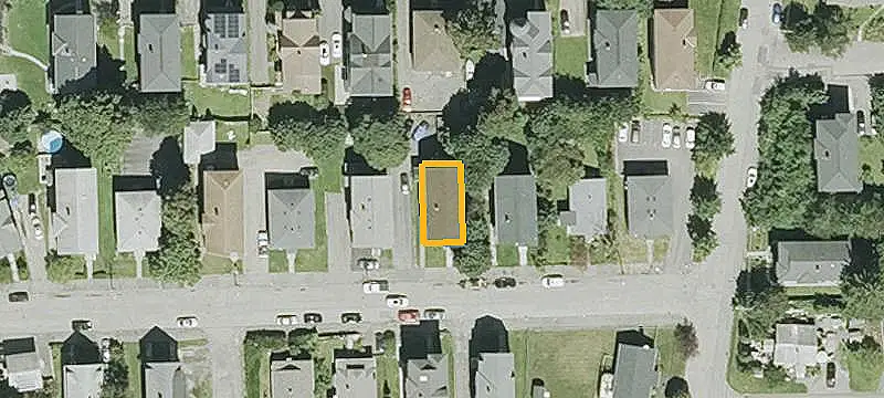 Three-Unit Triplex with Garage