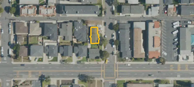 Detached Duplex with Private Yards