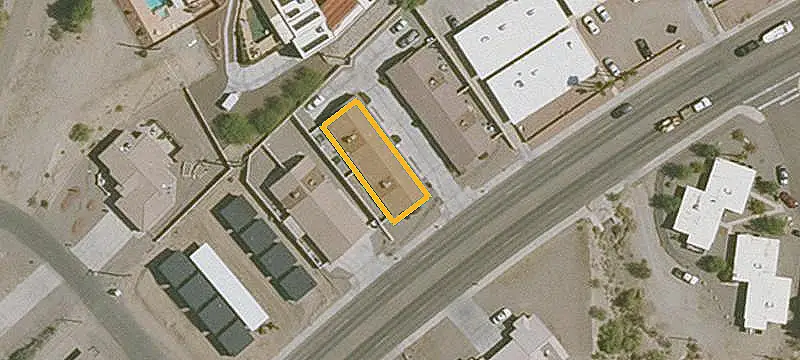 8-Unit Studio Apartment Building