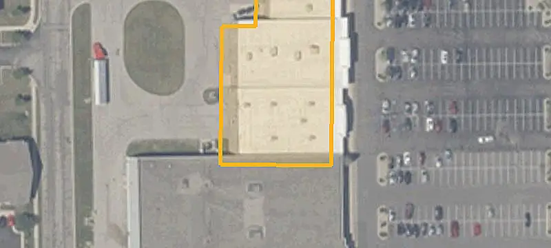 Shopping Center with Anchor Tenants