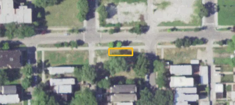 Newer Construction Triplex with Parking
