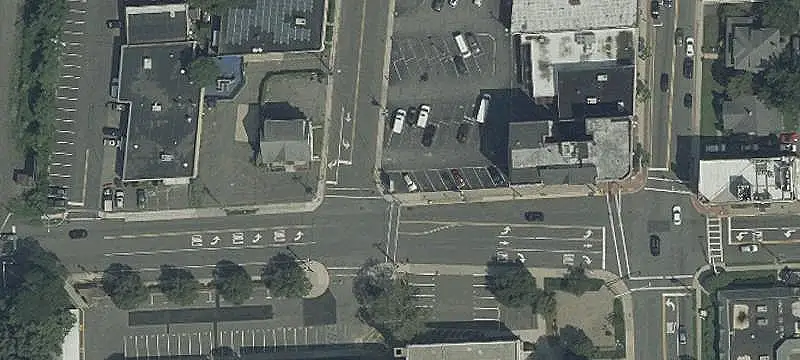 End-Cap Retail Space