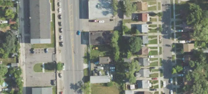 Auto Shop with Roll-Up Doors