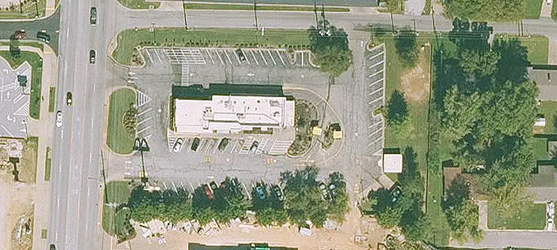 Retail Space with Flexible Layouts