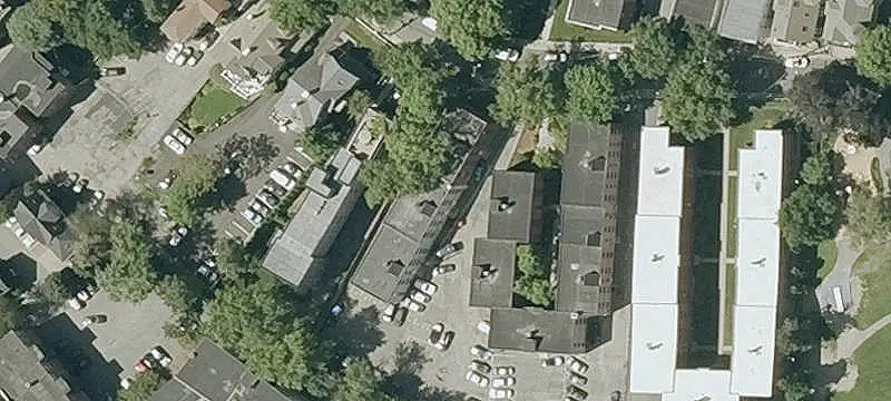 Harvard Avenue Apartment Building