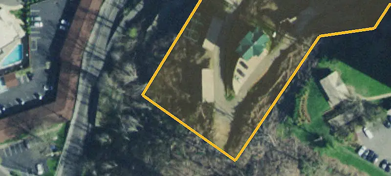 Lots & Acreage