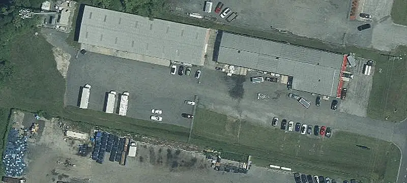 Clear-Span Warehouse with Office
