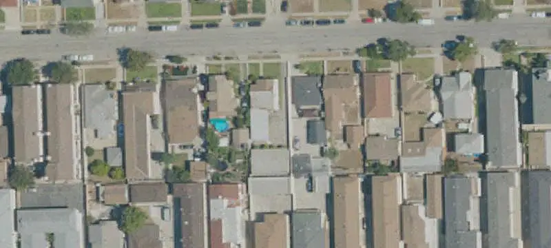 Single-Story Triplex with Parking