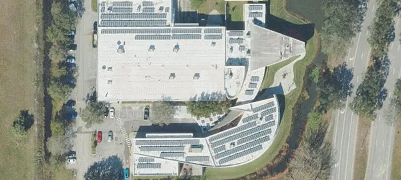 Cross-Dock Distribution Center