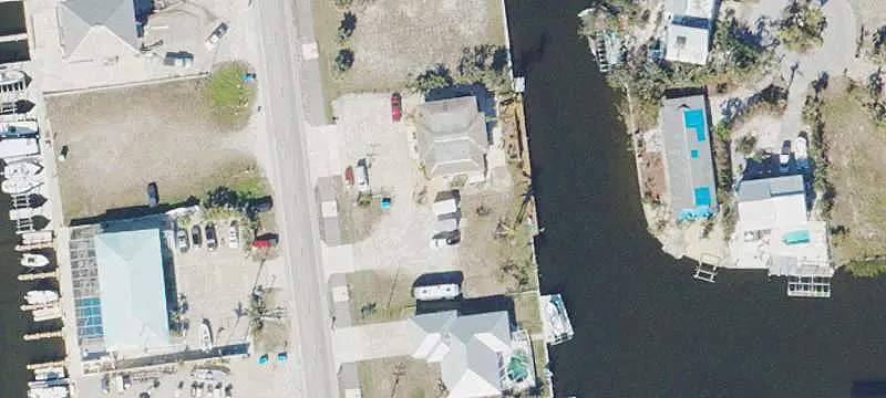 Eight-Unit Waterfront Resort