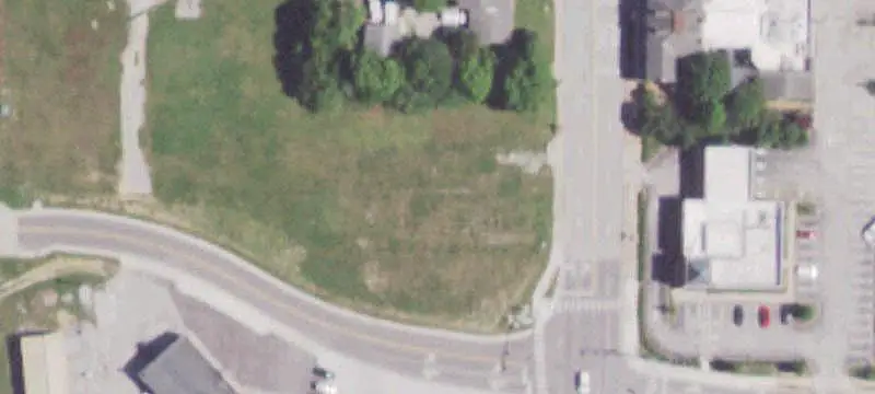 4-Unit Mixed-Use Property
