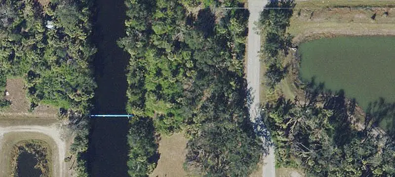 527 RAVENSWOOD BOULEVARD, PORT CHARLOTTE, FL 33954