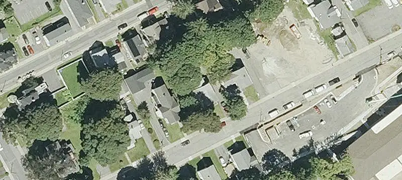 Renovated Duplex with Two Units