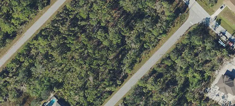 1021 DAVENPORT DRIVE, PORT CHARLOTTE, FL 33953