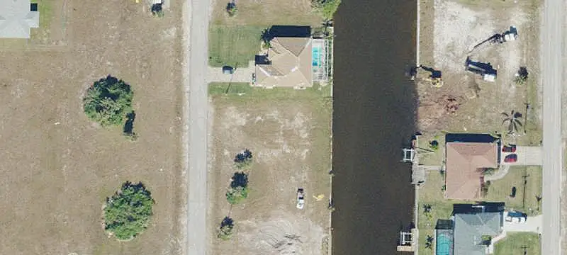 3035 NW 41ST Ave, Cape Coral, FL 33993