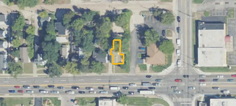 Four-Unit Property Near Downtown