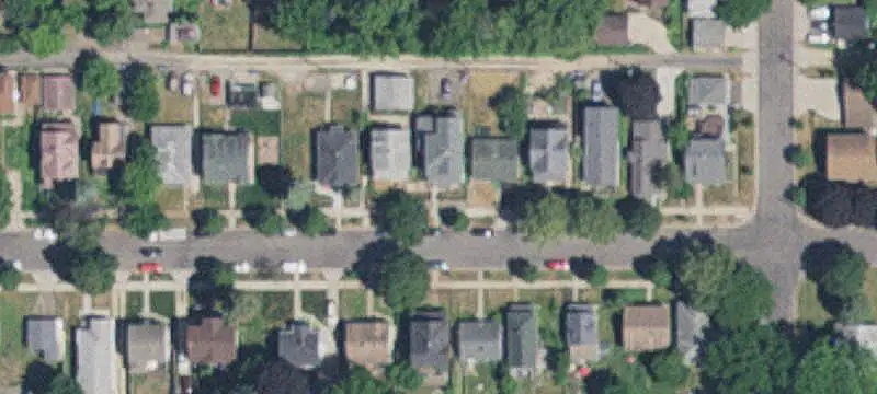 Three-Bedroom Duplex Near Mounds Park
